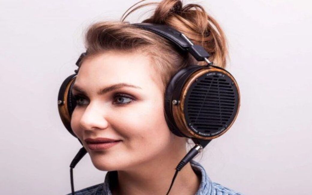 راهنمای خرید بهترین هدفون حرفه ای